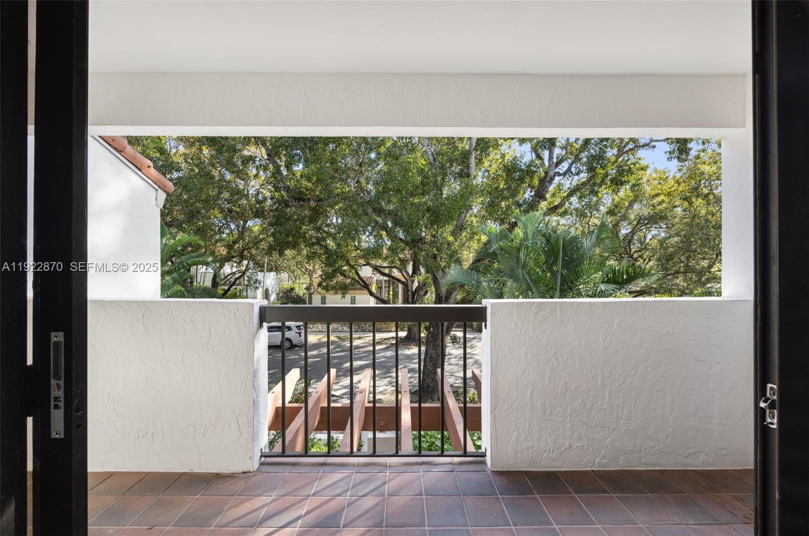 BILTMORE COURT VILLAS CON - Residential Lease