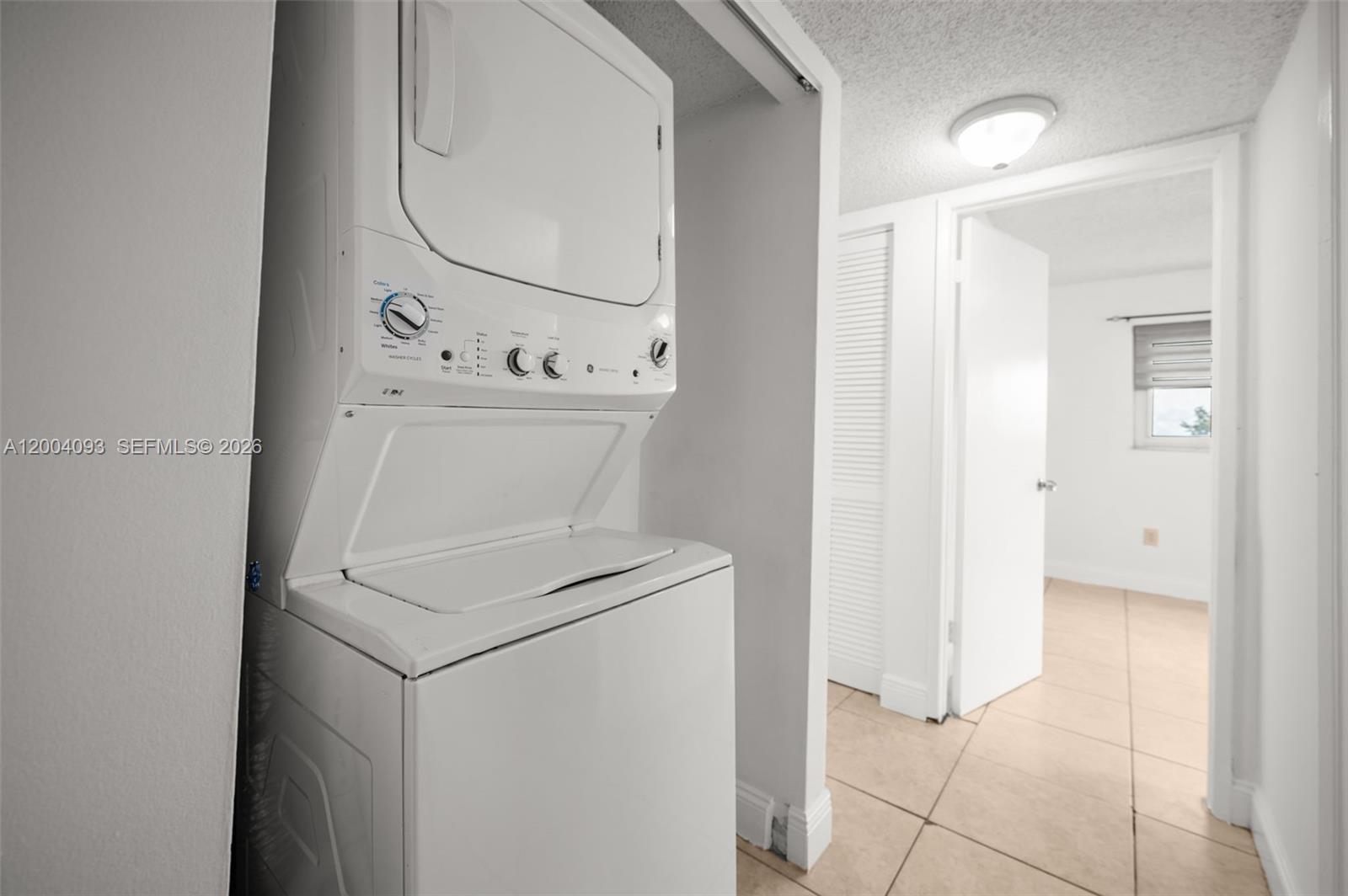 VISTA DEL LAGO I CONDO - Residential
