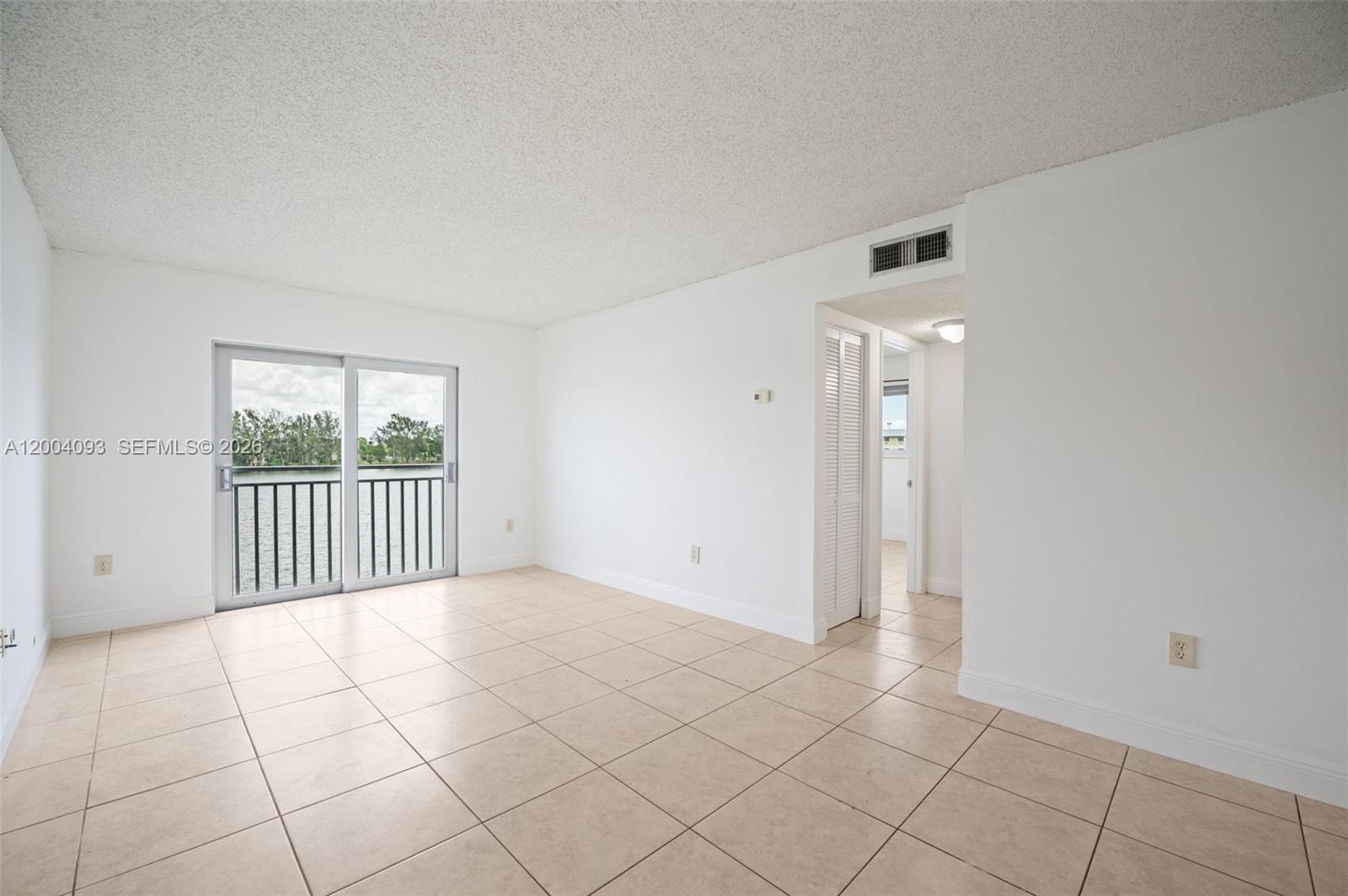 VISTA DEL LAGO I CONDO - Residential