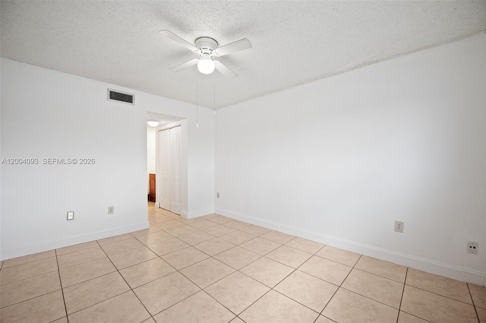 VISTA DEL LAGO I CONDO - Residential