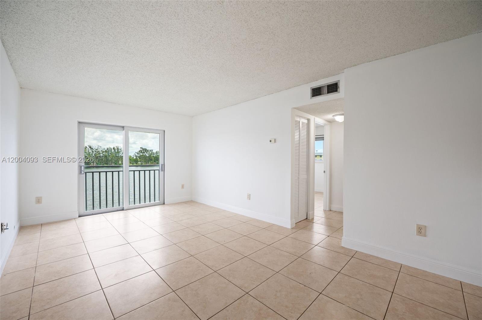 VISTA DEL LAGO I CONDO - Residential