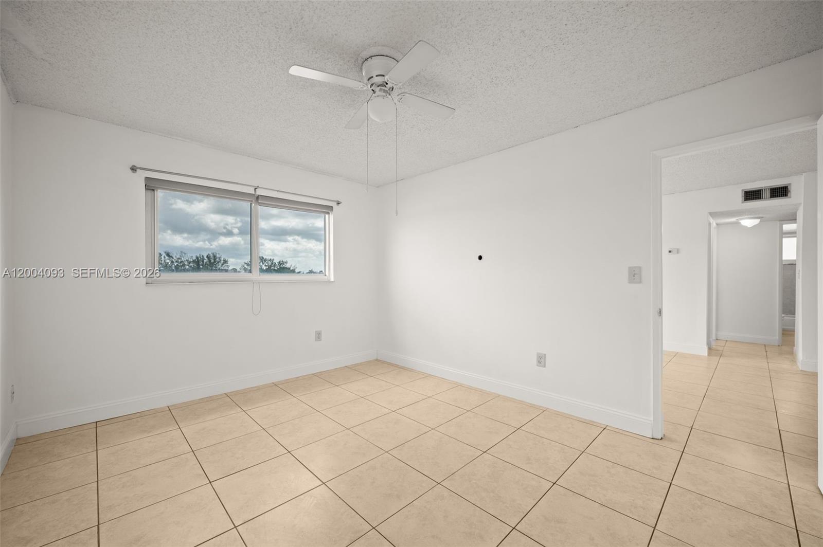 VISTA DEL LAGO I CONDO - Residential