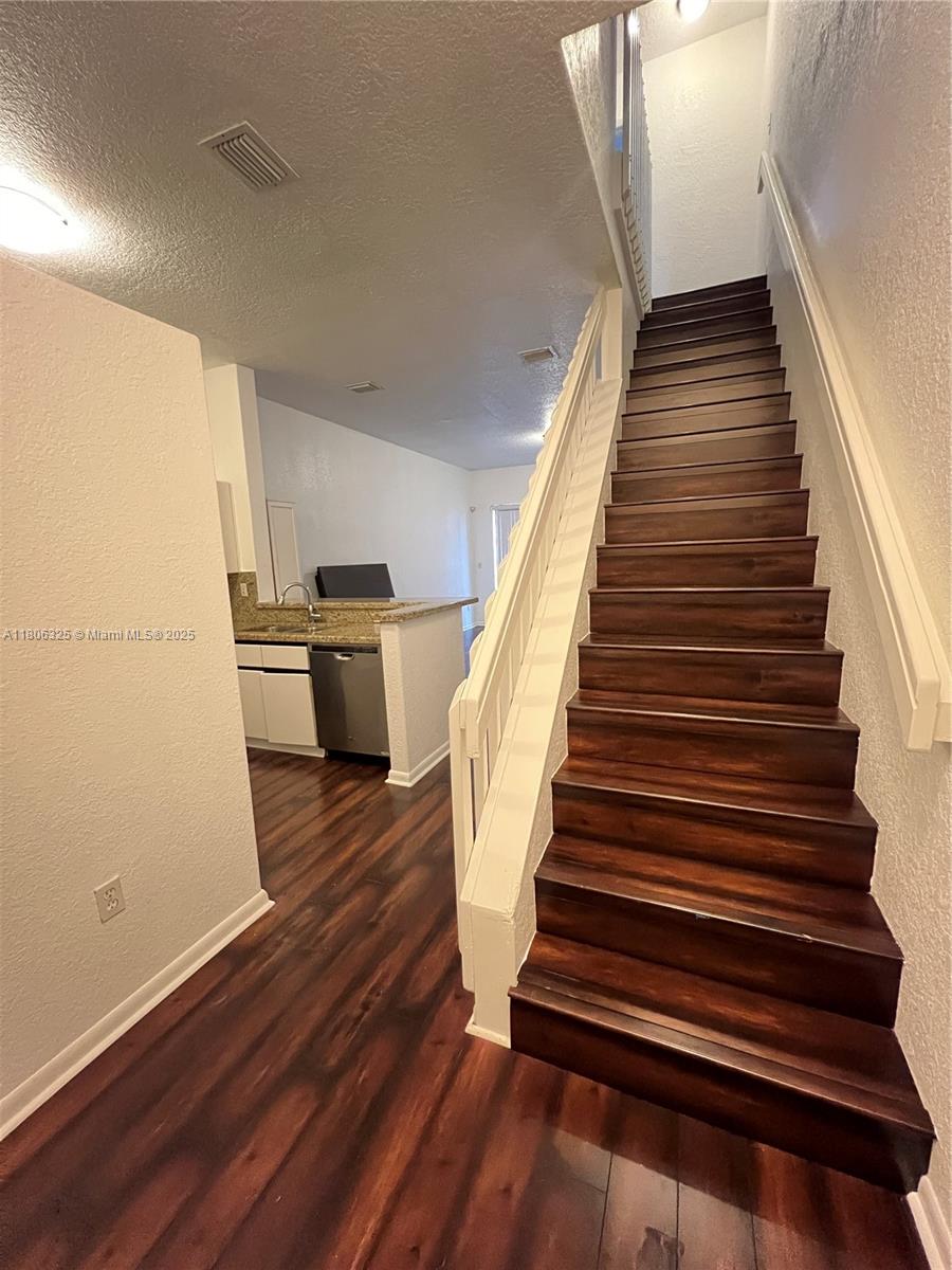 20820 San Simeon Way 24-G, Miami, Broward County, Florida - 3 Bedrooms  
4 Bathrooms - 