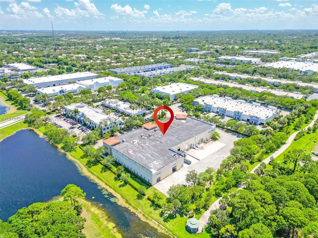 Photo of 6850 Lyons Technology Cir, Coconut Creek, FL 33073 (MLS # A11915720)