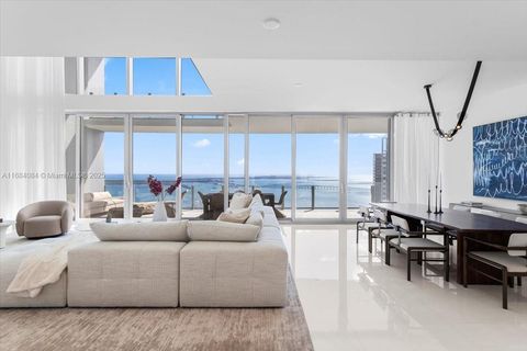 300 Biscayne Blvd Way 5002 Duplex Miami FL 33131