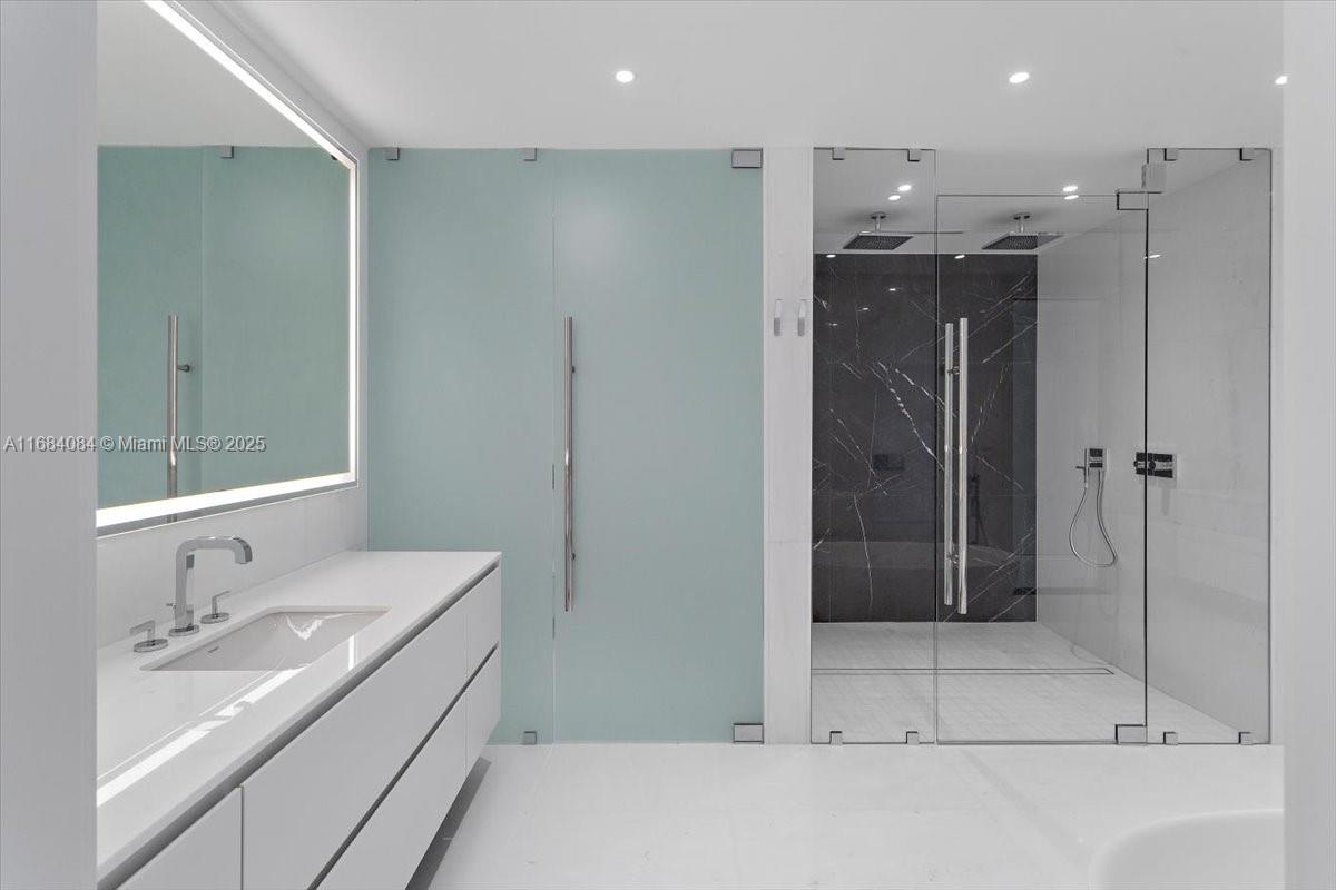 Aston Martin Residences - Residential