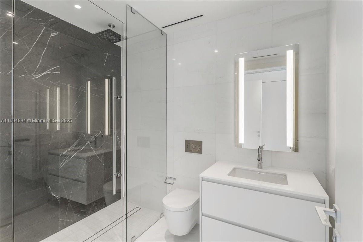 Aston Martin Residences - Residential