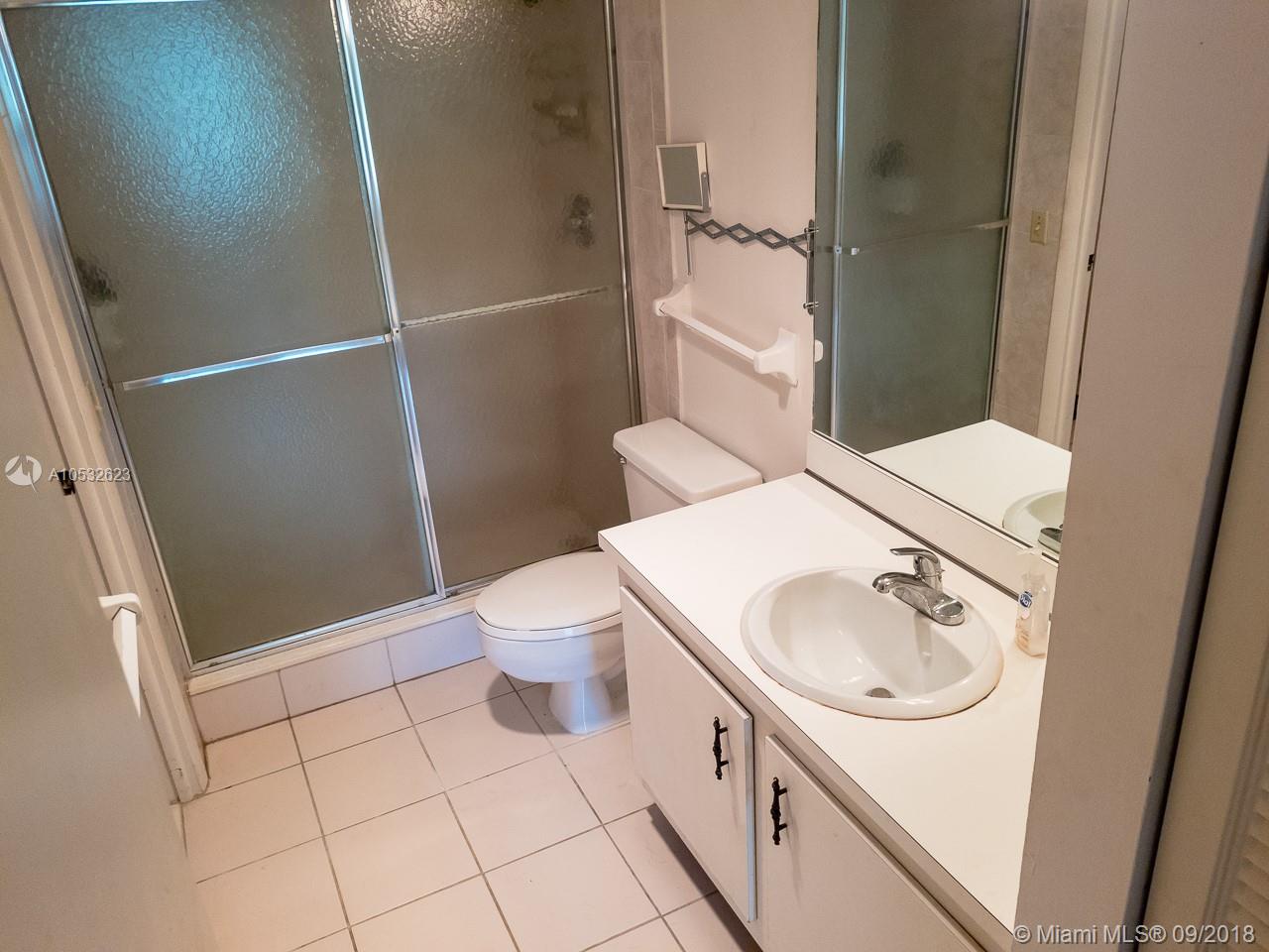 MANORS OF INVERRARY - Residential Lease