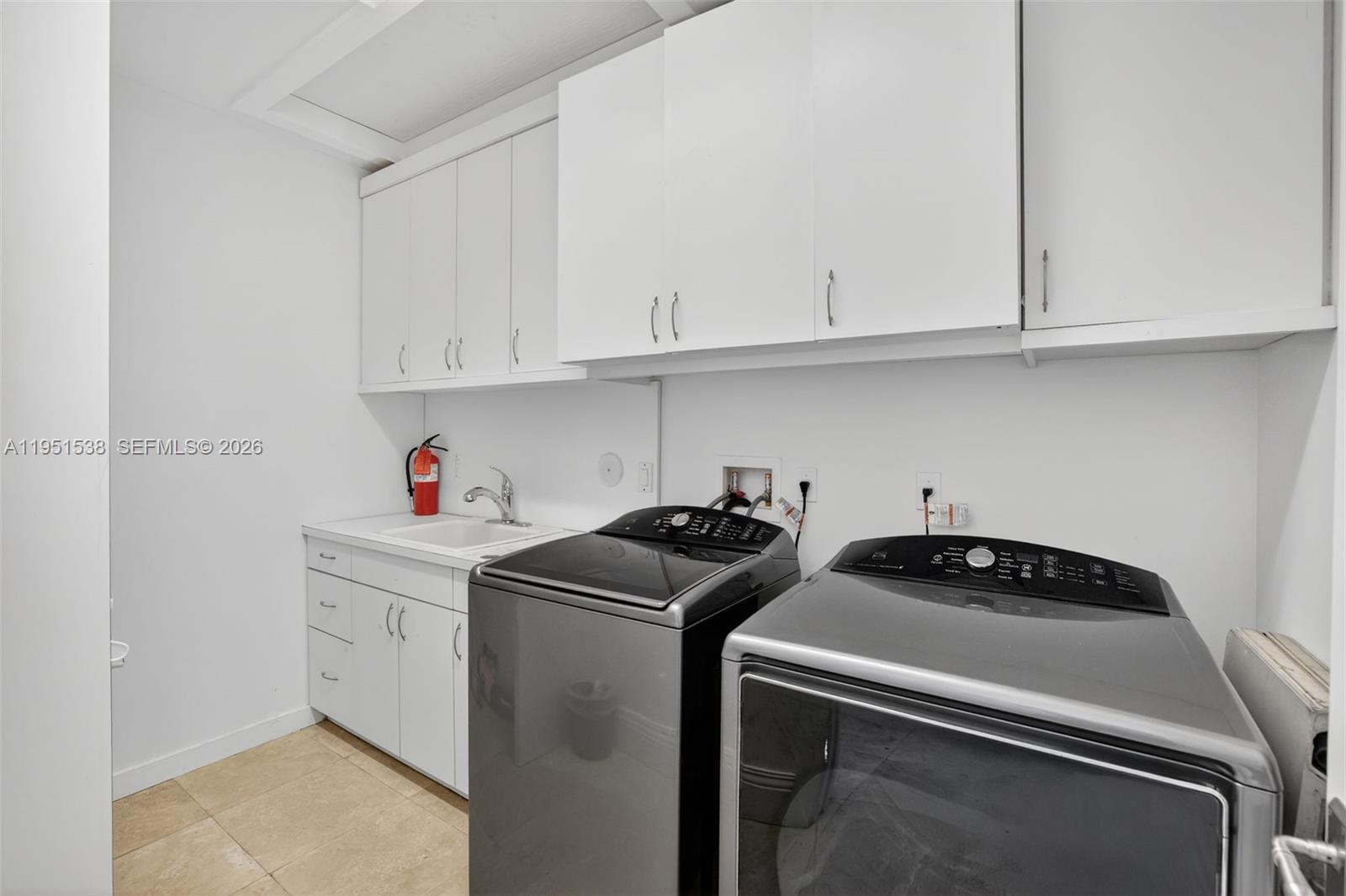 PLANTATION SECOND SEC AME - Residential