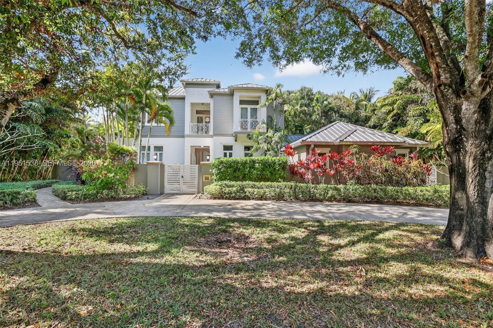 PLANTATION SECOND SEC AME - Residential