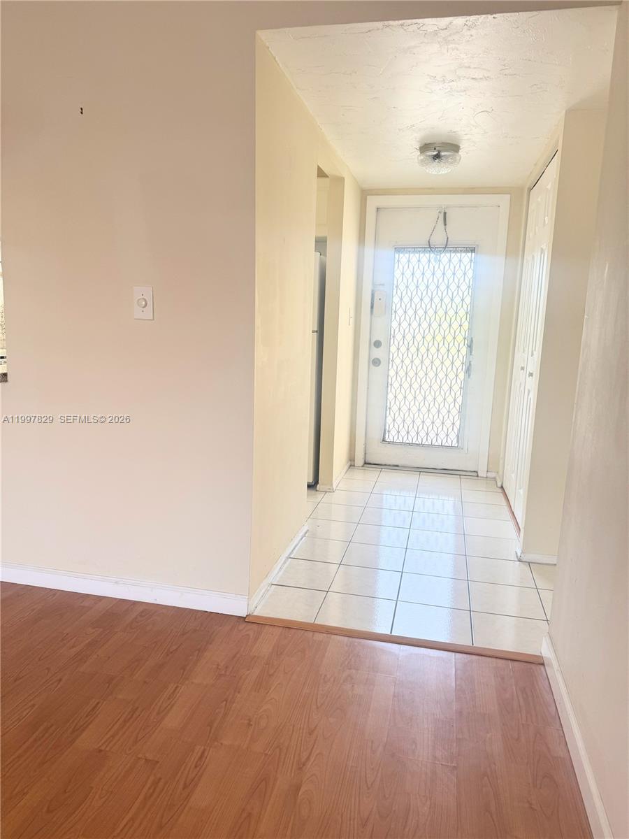 SUNRISE LAKES 58 CONDO - Residential Lease