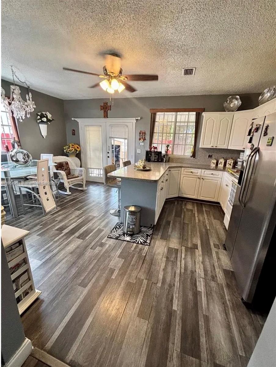 1041 NW 33rd Ave
