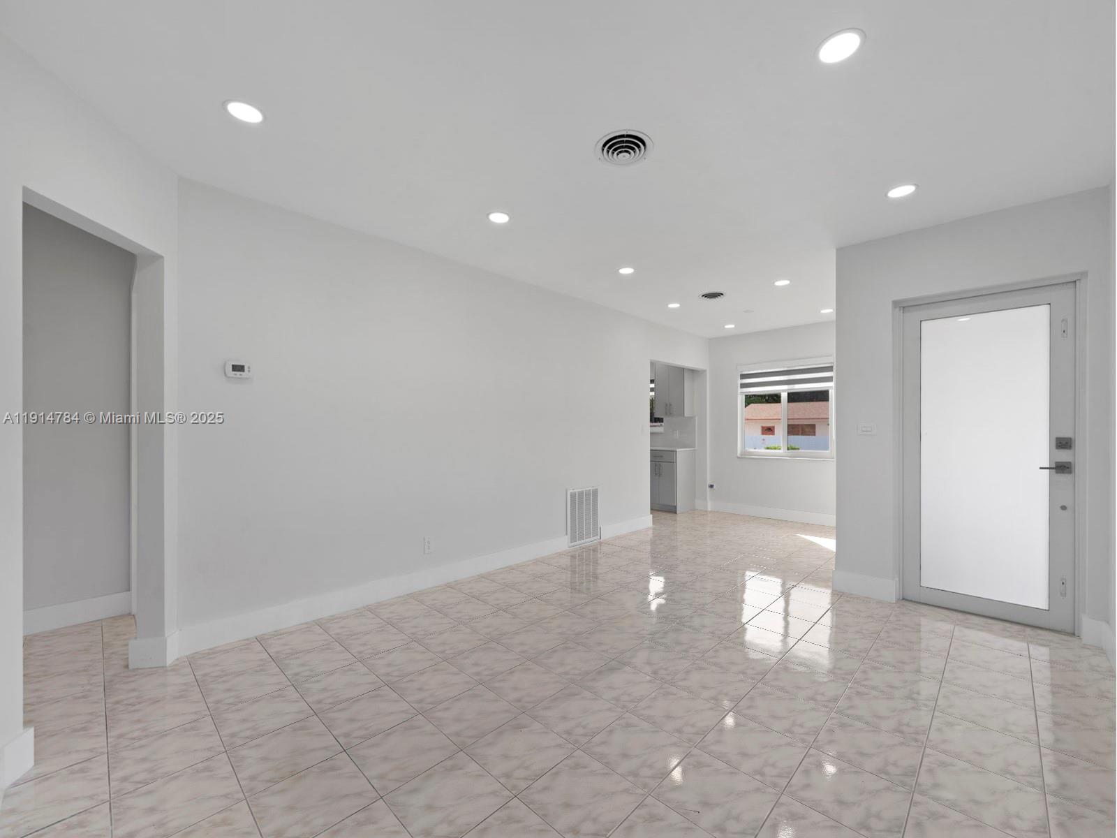 PALM AVE HIGHLANDS - Residential