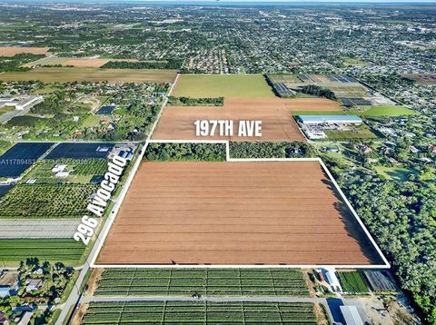 296 296 Homestead FL 33030