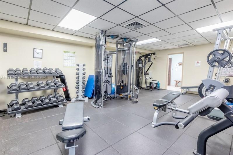 SUMMIT CONDO - Residential