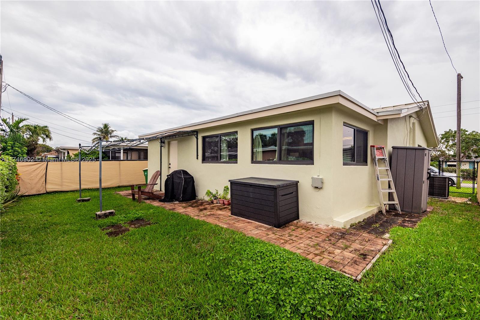 2713 NW 53rd St