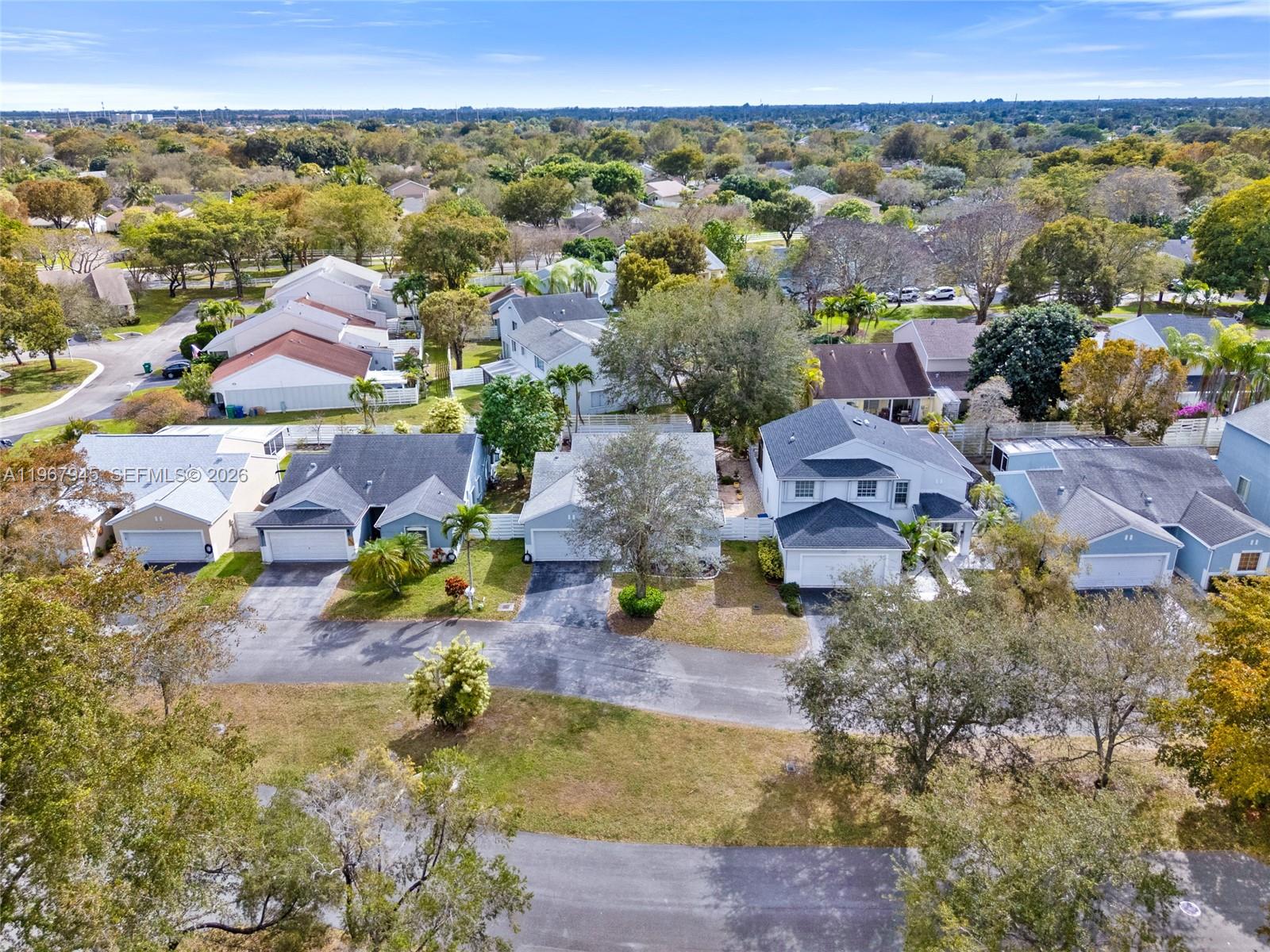 COUNTRY WALK WEST SEC 1 - Residential