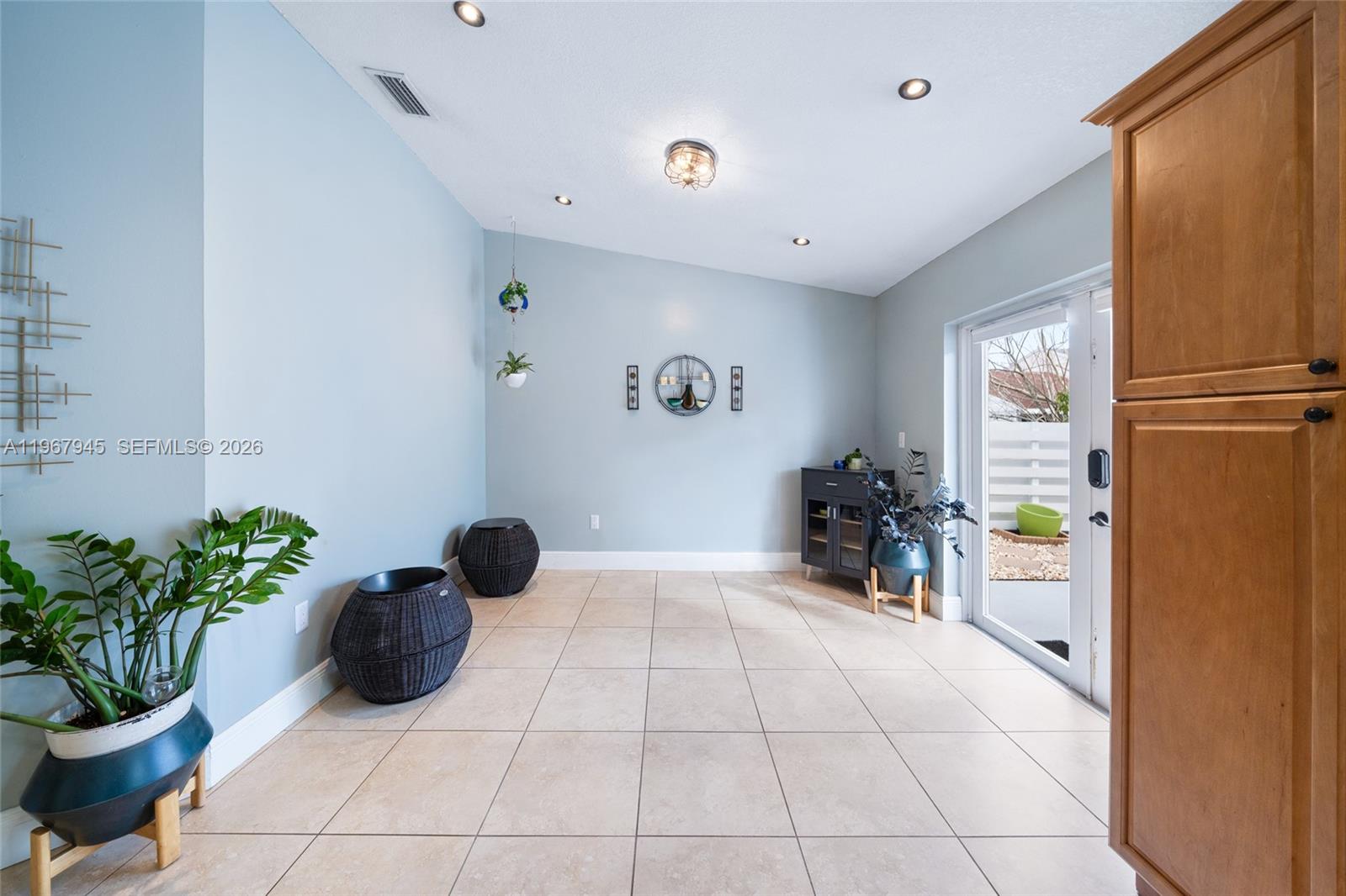 COUNTRY WALK WEST SEC 1 - Residential