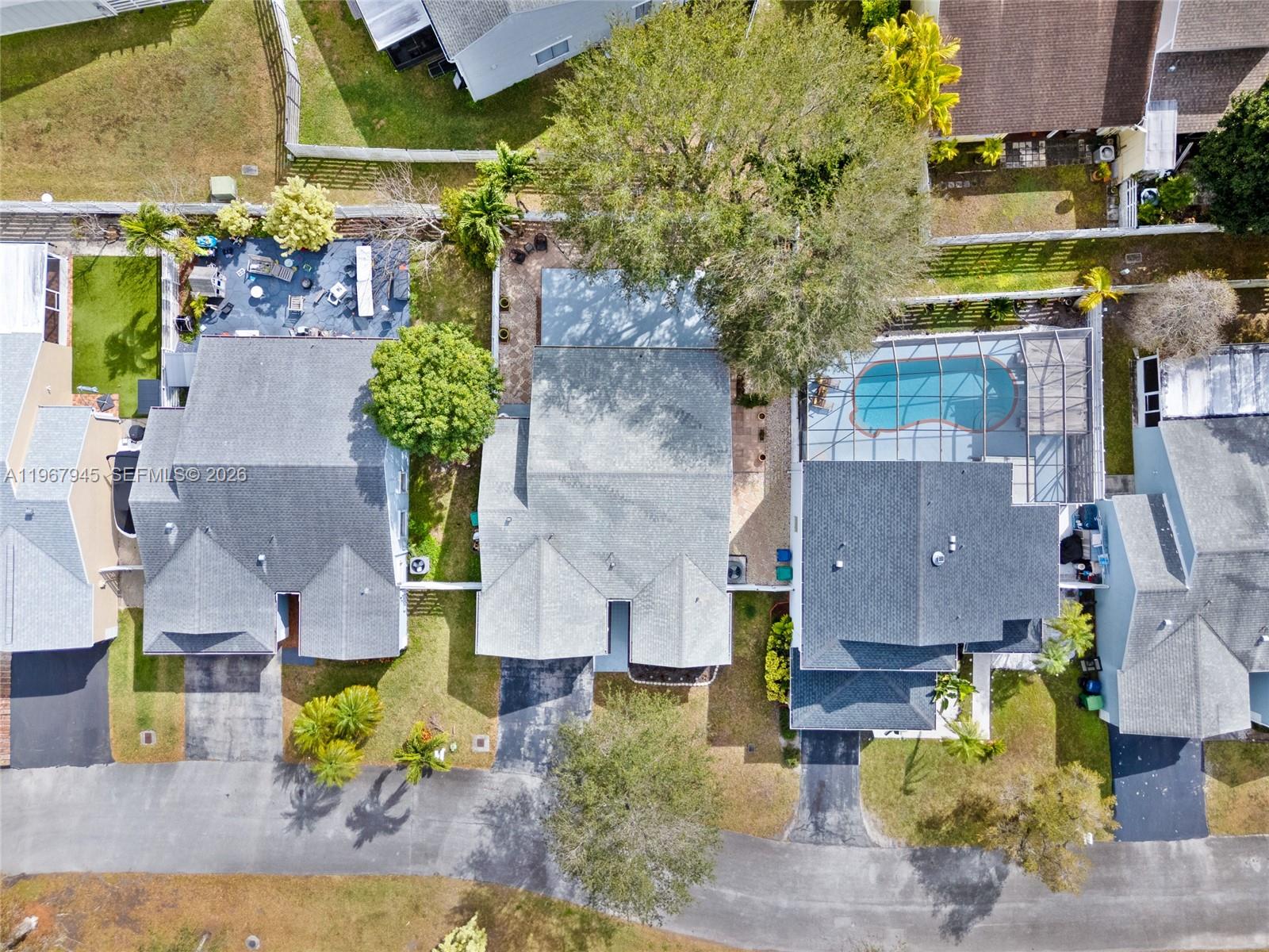 COUNTRY WALK WEST SEC 1 - Residential