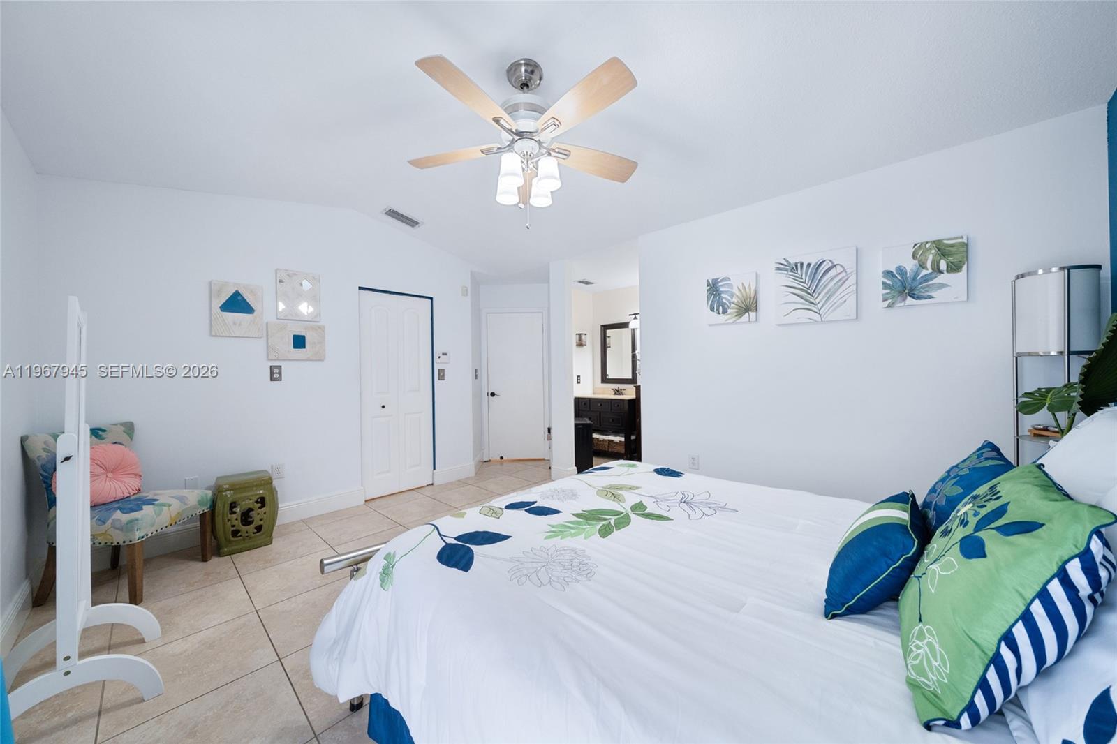 COUNTRY WALK WEST SEC 1 - Residential