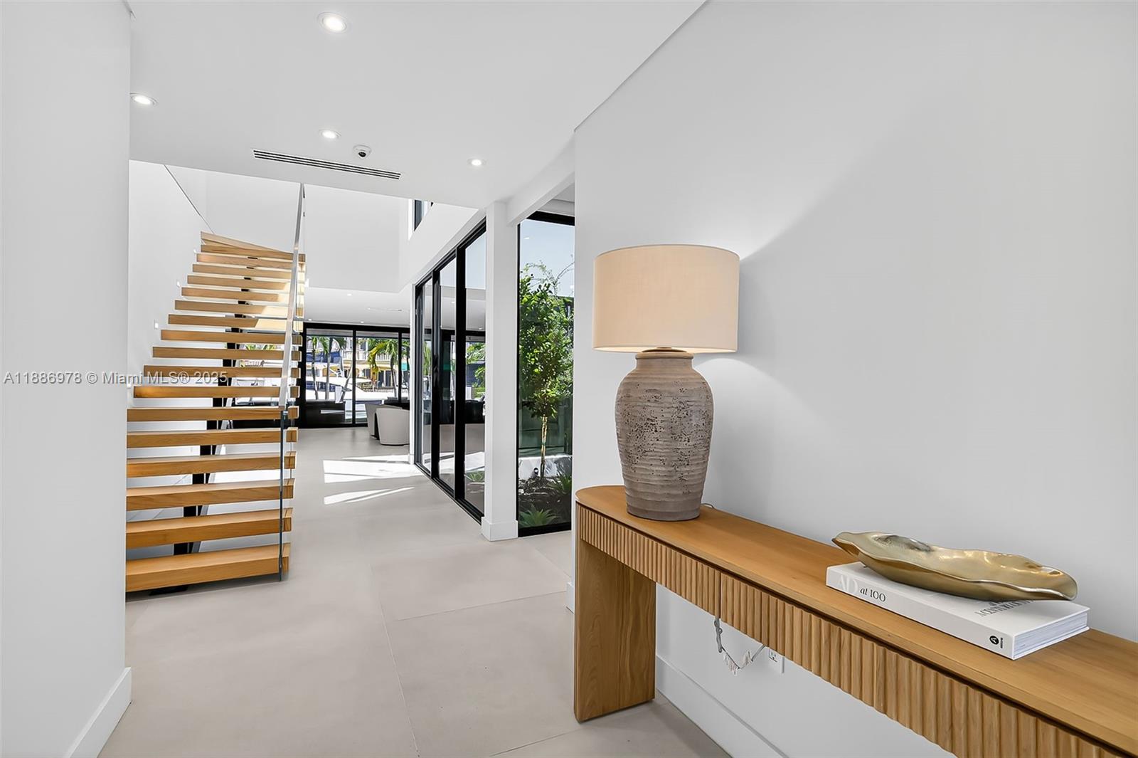 RIVIERA - Residential