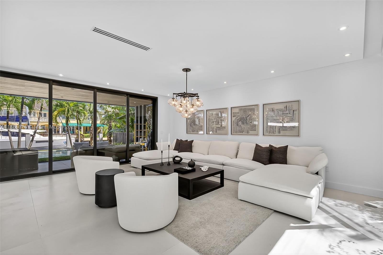 RIVIERA - Residential