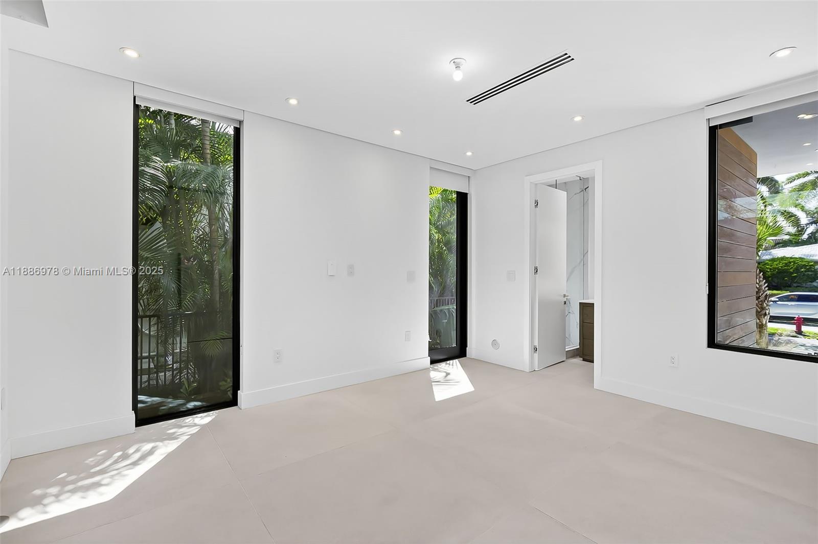 RIVIERA - Residential