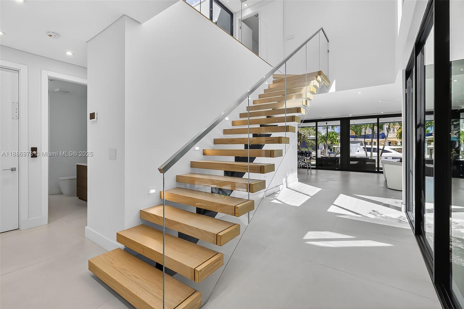 RIVIERA - Residential