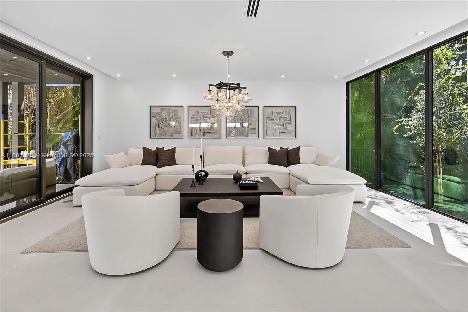 RIVIERA - Residential