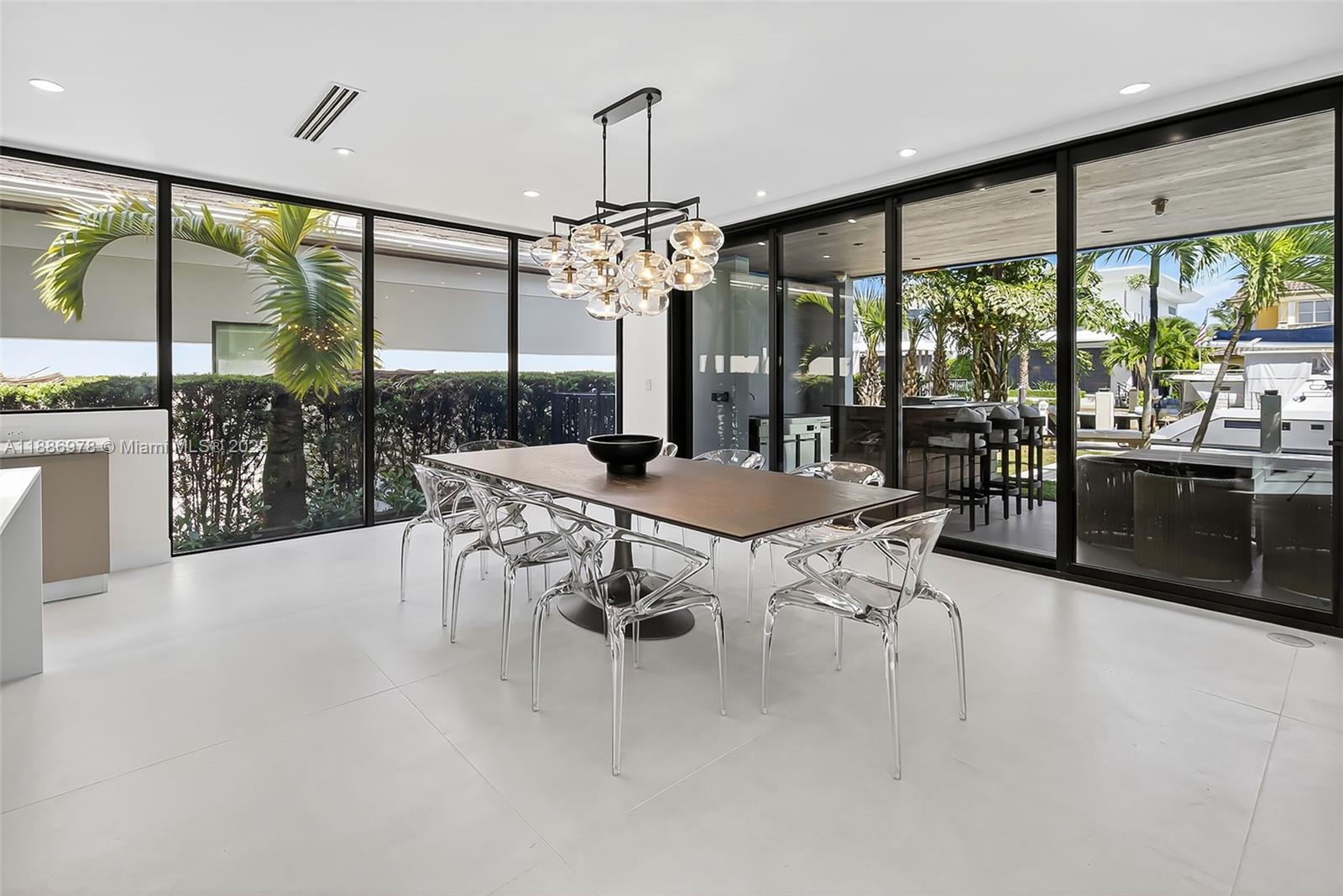RIVIERA - Residential