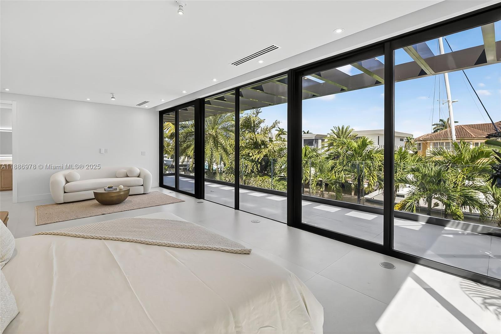 RIVIERA - Residential