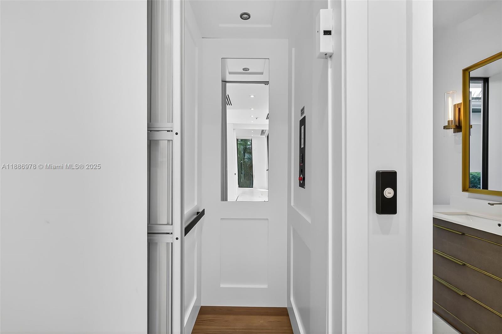 RIVIERA - Residential