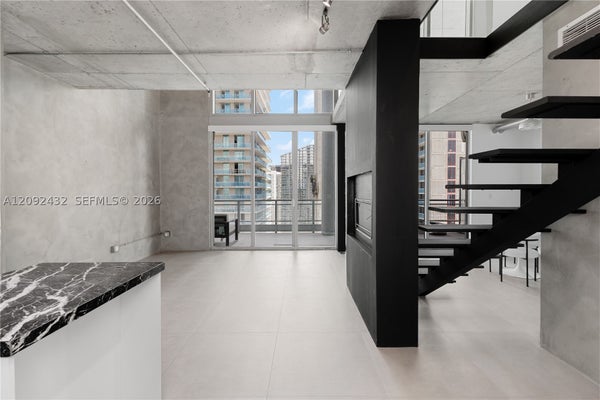690 SW 1ST CT # PHII12, MIAMI, FL 33130 - Image c1f0f1ce3379304e3566fb2bb3f62f2c/1300560566