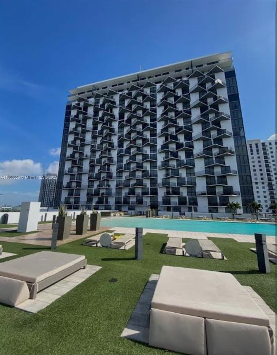 5252 PASEO CONDO - Residential