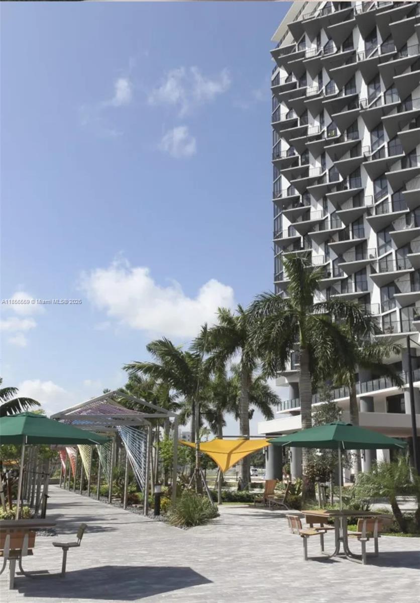 5252 PASEO CONDO - Residential