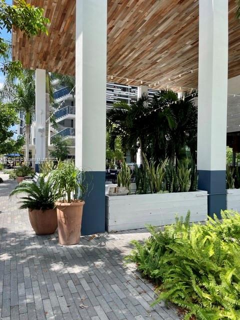 AVENTURA PARKSQUARE RESID - Residential Lease