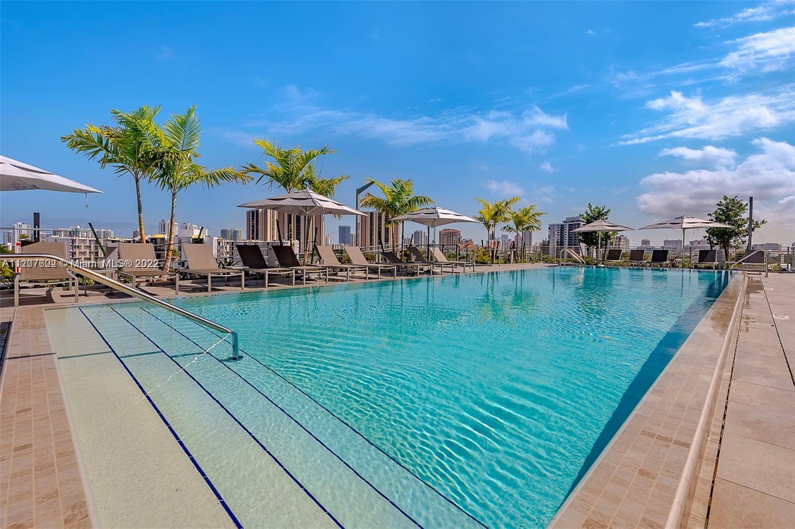 AVENTURA PARKSQUARE RESID - Residential Lease