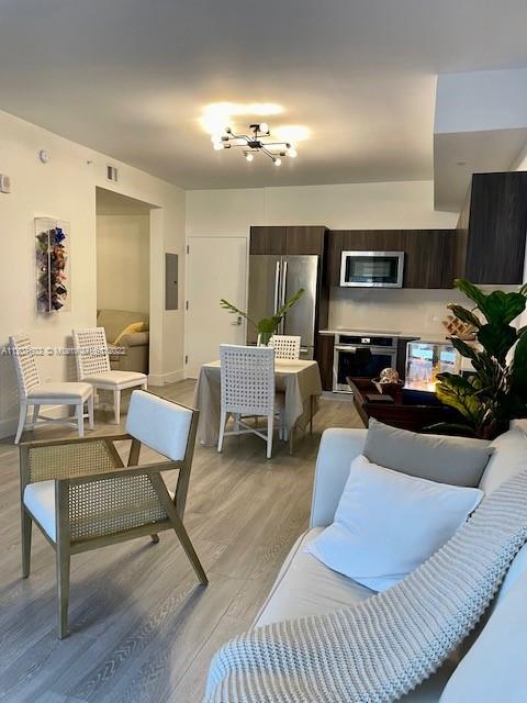 AVENTURA PARKSQUARE RESID - Residential Lease