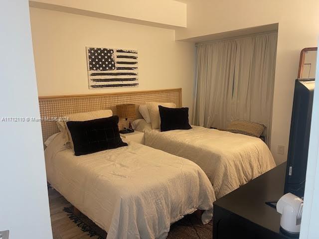 PARAISO BAY CONDO - Residential