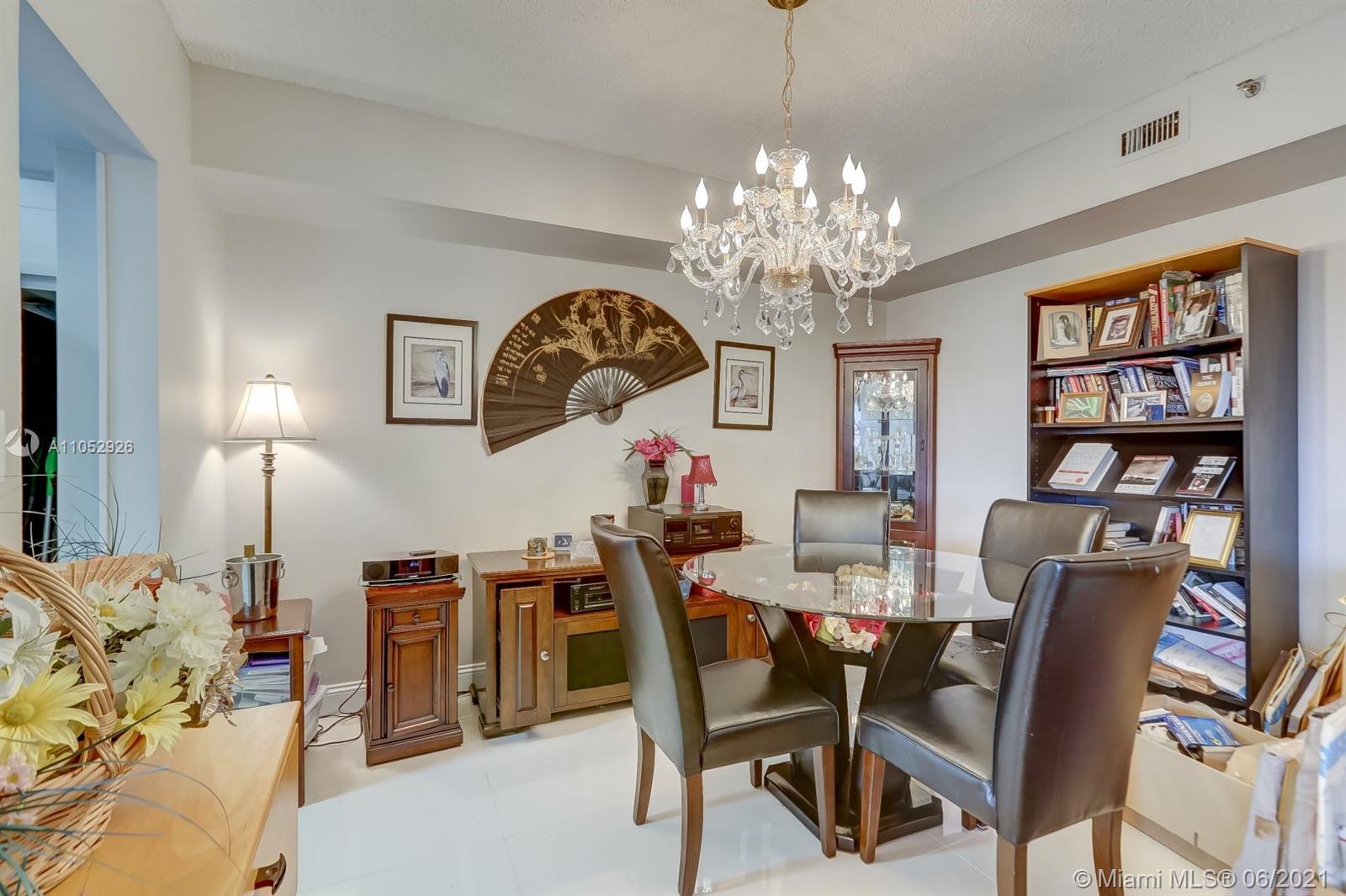 ENVIRON TOWERS 1 CONDO - Residential