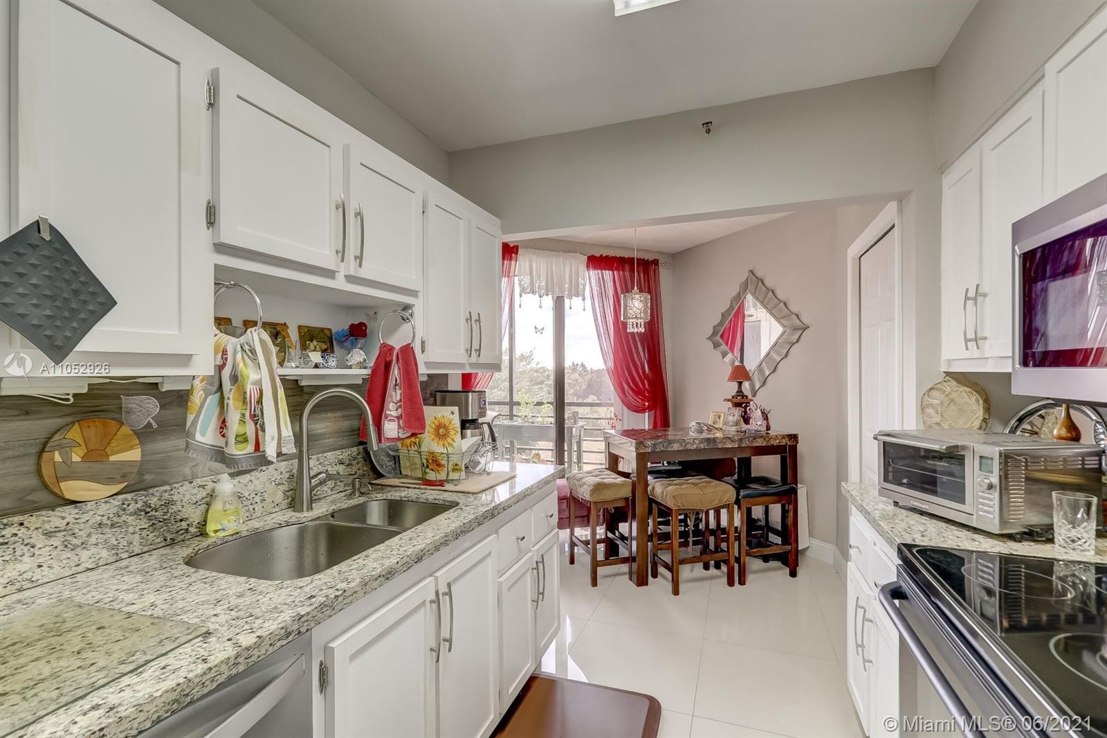 ENVIRON TOWERS 1 CONDO - Residential