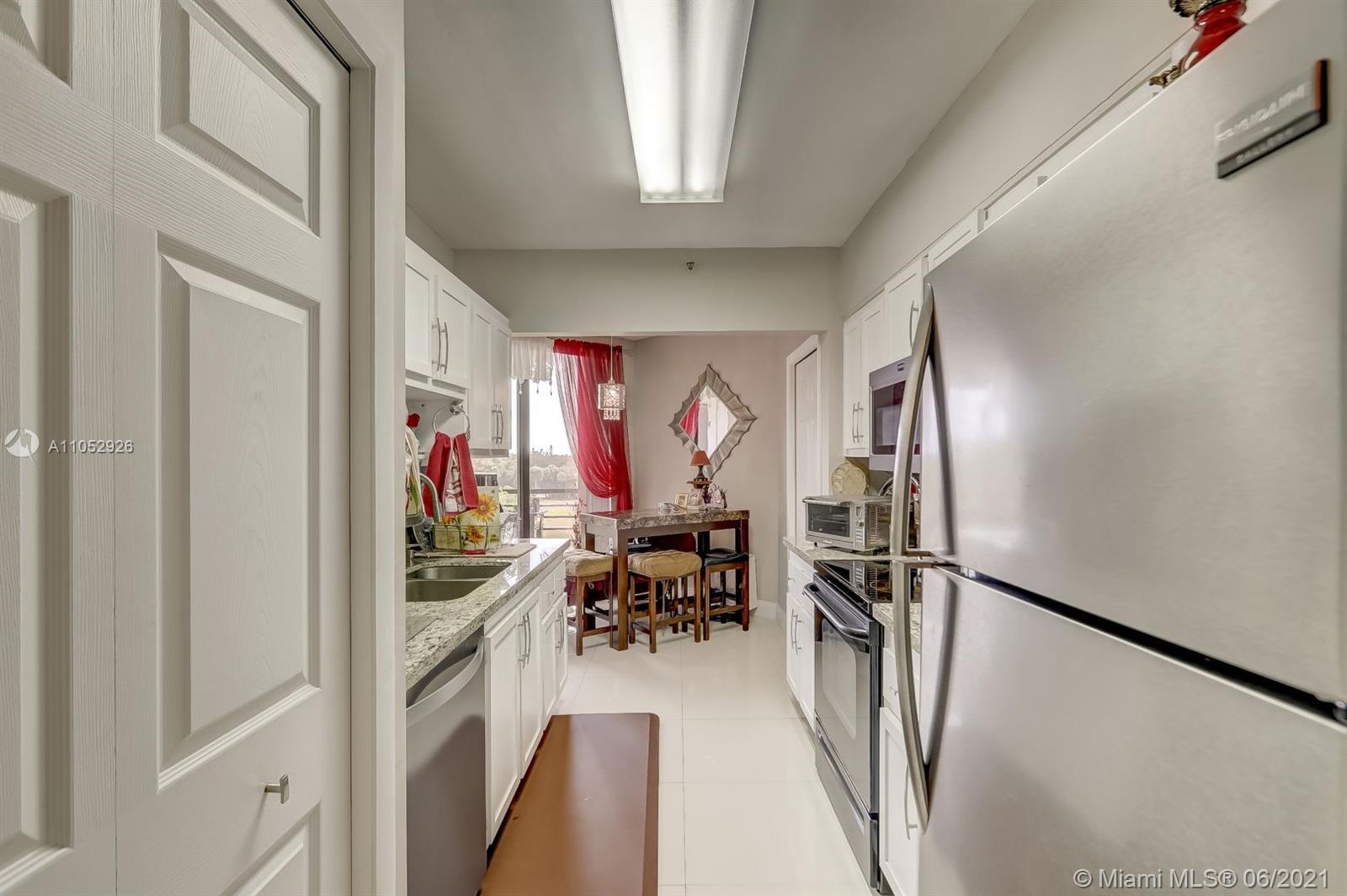 ENVIRON TOWERS 1 CONDO - Residential