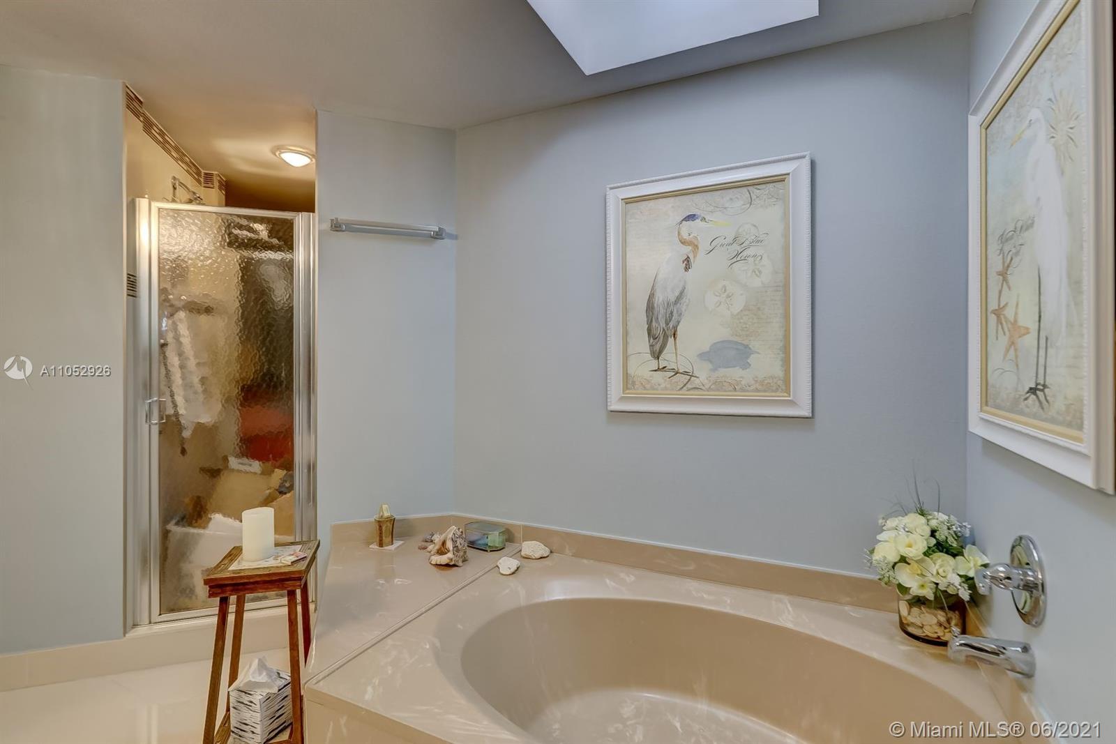 ENVIRON TOWERS 1 CONDO - Residential