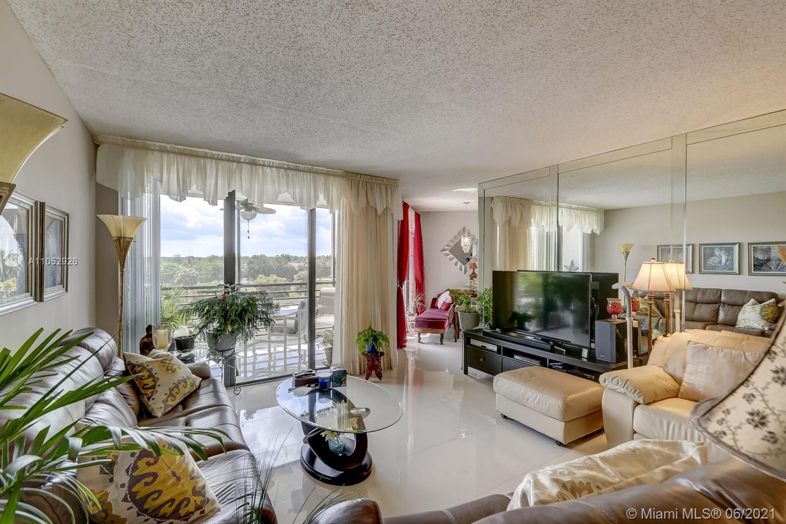 ENVIRON TOWERS 1 CONDO - Residential