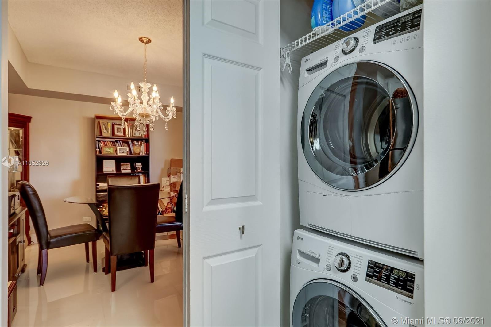 ENVIRON TOWERS 1 CONDO - Residential