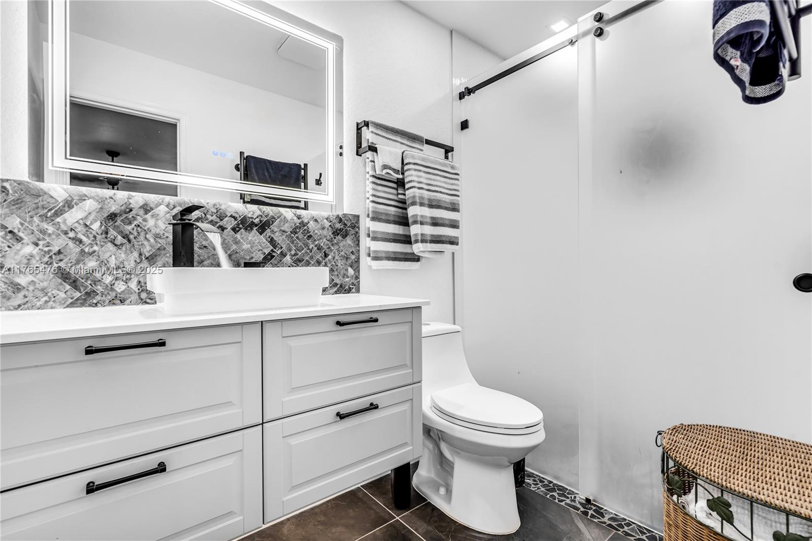 LARGO SOUND PARK - Residential