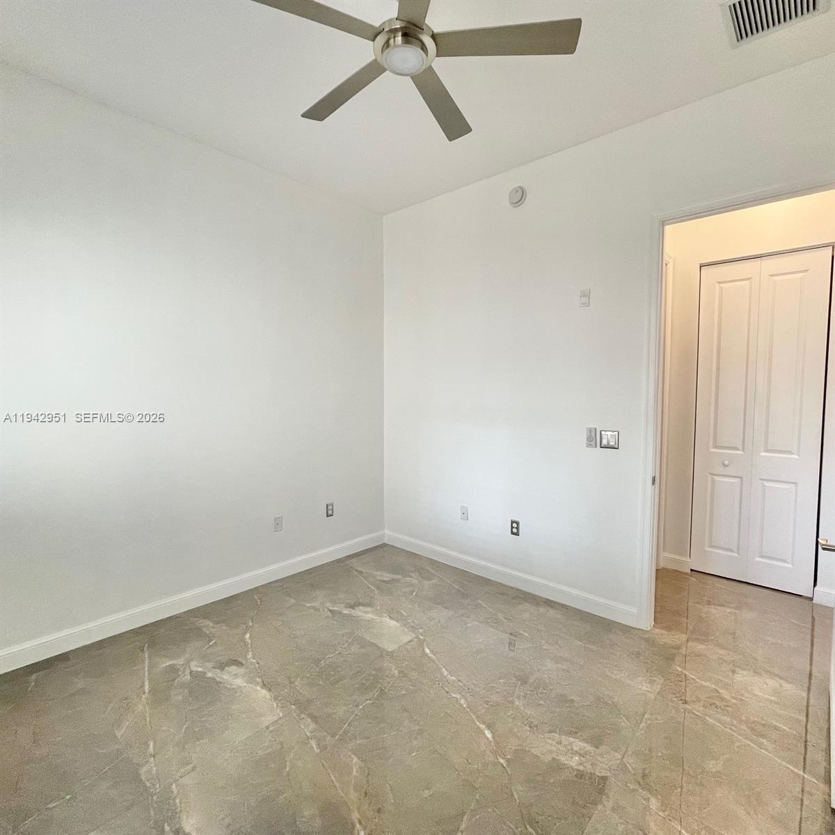 VILLA FLORA CONDO - Residential Lease