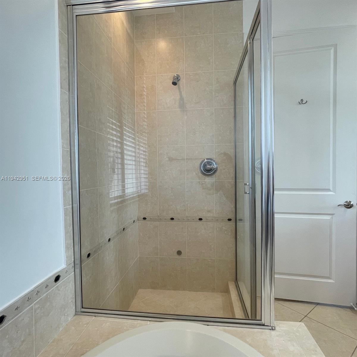 VILLA FLORA CONDO - Residential Lease