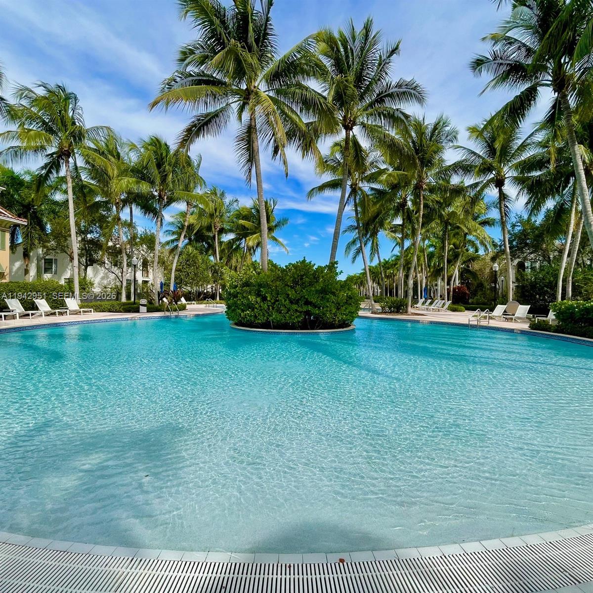 VILLA FLORA CONDO - Residential Lease