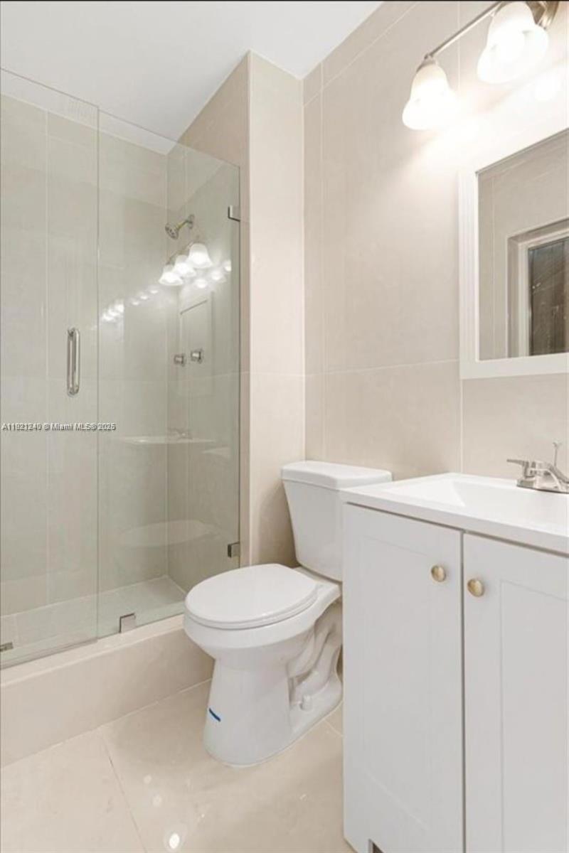 BOULEVARD PARK - Residential Lease